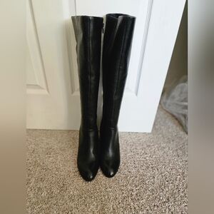 Elegant Black Knee-High Women's Leather Boots With Wedge Heel